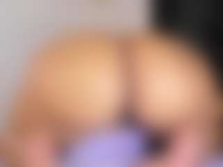 Camila's Live Sex Cam Show