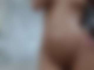 Live cam show with SilviaVanda - Solo on CamClone