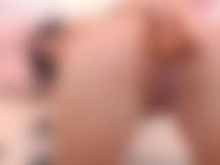 Live cam show with SilviaVanda - Ass Bouncing on Camsoda