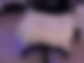 Live cam show with Sussan R - Interactivetoy Mature on Dare Cams