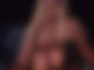 Live cam show with Goddess CeeCee - Spoiled on 1on1-livenow