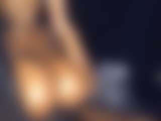 Live cam show with Goddess CeeCee - Plussize on livesuperchat.net