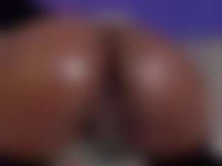 Perfect Latin Aura's Live Sex Cam Show
