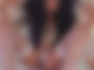 Live cam show with AuraEbony - Skinny on liverealitysex.com