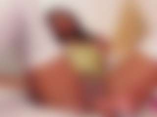 AuraEbony's Live Sex Cam Show