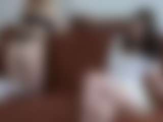 Karinakitty's Live Sex Cam Show