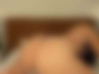 Melanie-hillz's Live Sex Cam Show