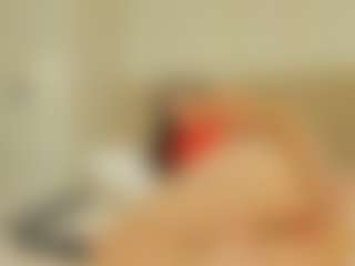Live cam show with Melanie-hillz - Long Legs on sexylive.show