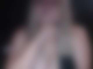 GoddessLaura's Live Sex Cam Show