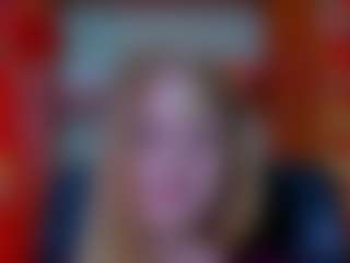 Live cam show with jenna-elayne - Oil on StripNow