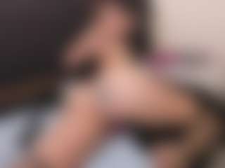 Live cam show with Maye-Wells - Nipple Piercings on Fit Hotties