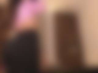 Live cam show with Maye-Wells - Nipple Piercings on PervPlay.com