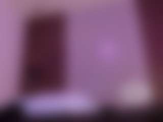 Spettacolo in cam dal vivo con Maye-Wells - Fuck Machine su Camsoda
