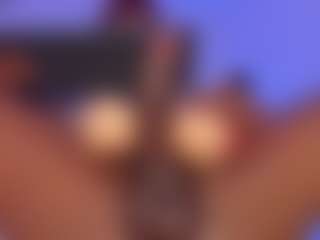 mia-royal's Live Sex Cam Show