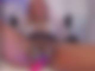 mia-royal's Live Sex Cam Show