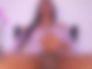 mia-royal's Live Sex Cam Show