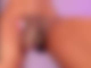 mia-royal's Live Sex Cam Show