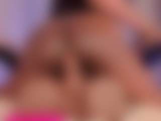 Live cam show with mia-royal - Tease on Camversity