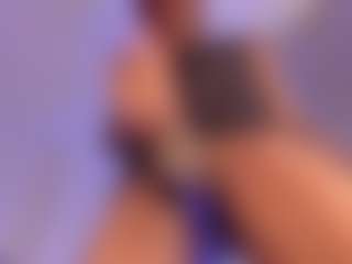 mia-royal's Live Sex Cam Show
