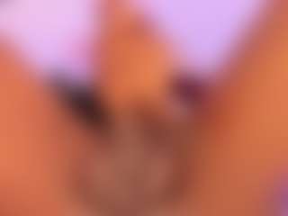 mia-royal's Live Sex Cam Show