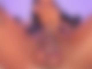 mia-royal's Live Sex Cam Show