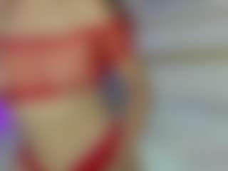 zully-28's Live Sex Cam Show
