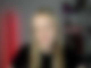 EvelynBlond's Live Sex Cam Show