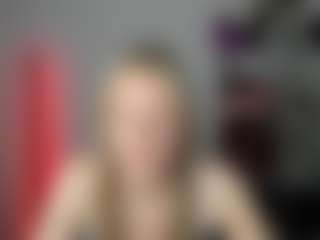 EvelynBlond's Live Sex Cam Show