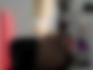 EvelynBlond's Live Sex Cam Show