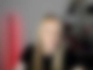 EvelynBlond's Live Sex Cam Show