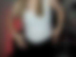 EvelynBlond's Live Sex Cam Show