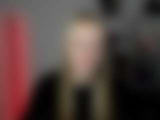EvelynBlond's Live Sex Cam Show