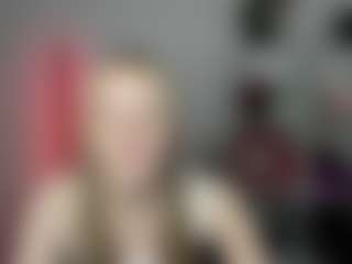 EvelynBlond's Live Sex Cam Show