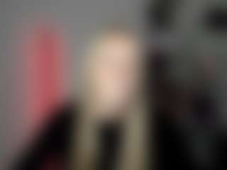 EvelynBlond's Live Sex Cam Show