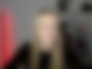 EvelynBlond's Live Sex Cam Show