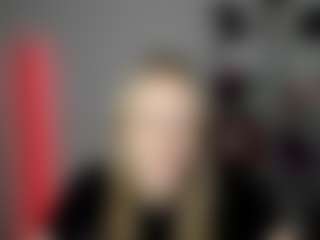 EvelynBlond's Live Sex Cam Show