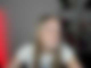 EvelynBlond's Live Sex Cam Show