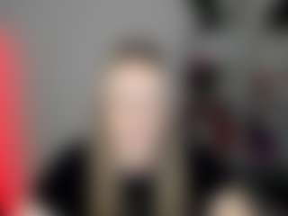 EvelynBlond's Live Sex Cam Show