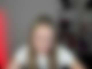 EvelynBlond's Live Sex Cam Show