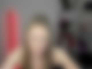 EvelynBlond's Live Sex Cam Show