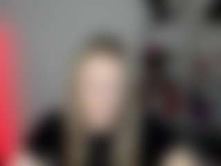 EvelynBlond's Live Sex Cam Show