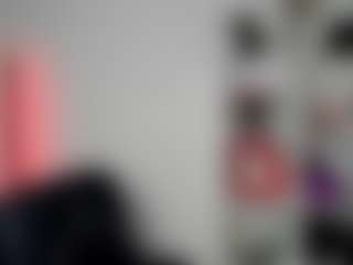 EvelynBlond's Live Sex Cam Show