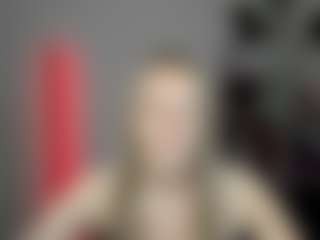 EvelynBlond's Live Sex Cam Show
