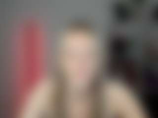 EvelynBlond's Live Sex Cam Show