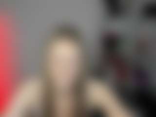 EvelynBlond's Live Sex Cam Show