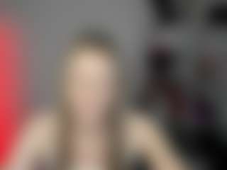 EvelynBlond's Live Sex Cam Show