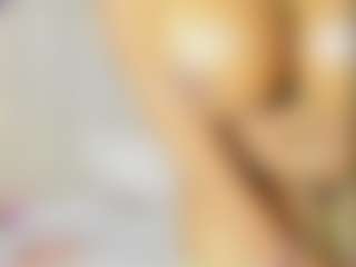TriexiMars MILF webcam performer live streaming