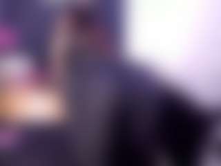 Live cam show with Sofia - Strip on hotwifechat.live