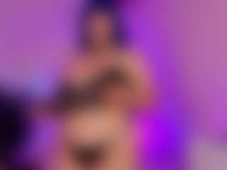 Live cam show with Kiyomi - Blonde Hair Curvy on Camsoda