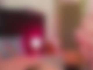 little-aprill's Live Sex Cam Show